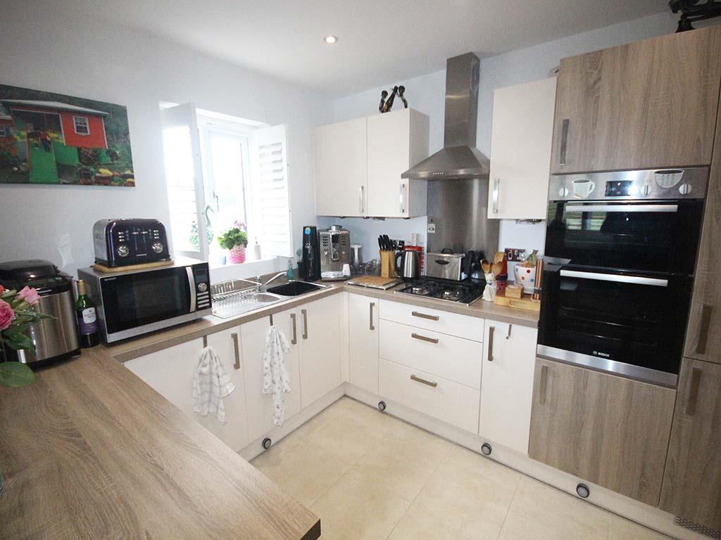 4 bedroom detached house For Sale in Salterforth - IMG_6232.jpg